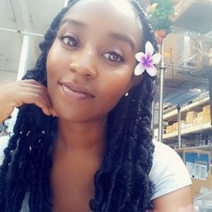 Meet your Posher, Sonya